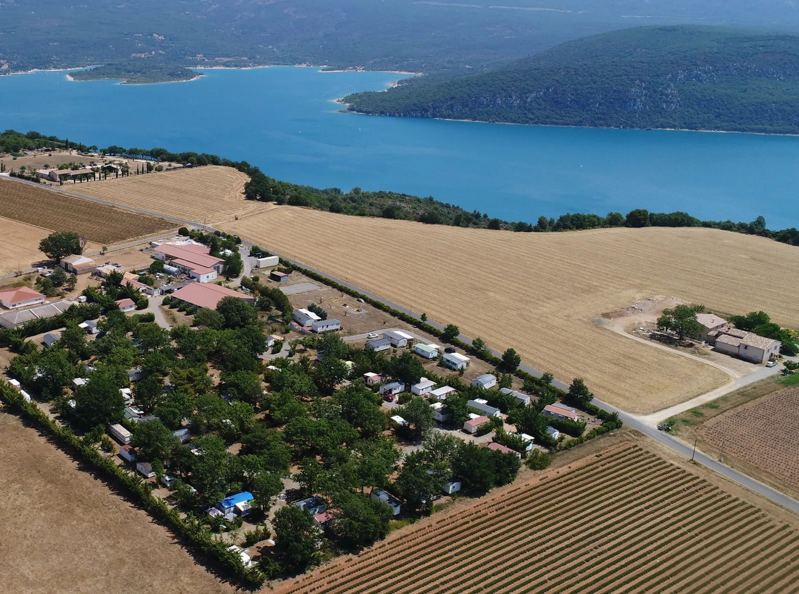 Mobils Diffusion - Location de parcelle de camping dans les gorges du Verdon (04)