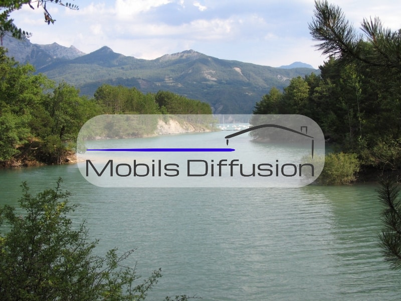 Mobils Diffusion - Plot of land for mobile home on the edge of a large lake in the Hautes-Alpes