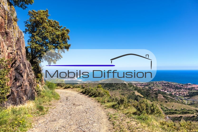 Mobils Diffusion - Plot of land for mobile home in a campsite between sea and mountain