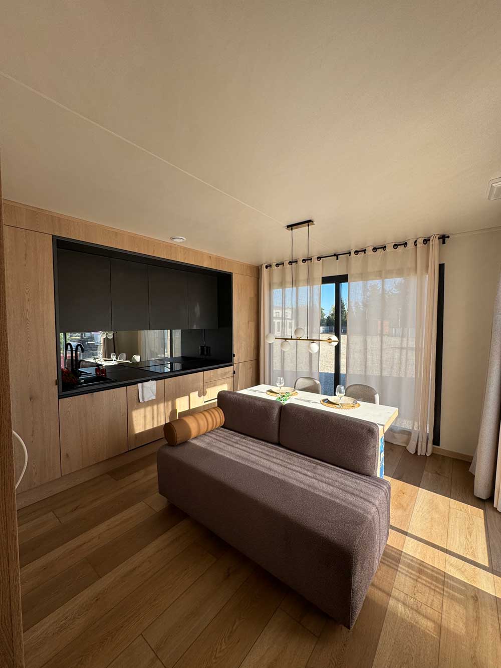 Mobils Diffusion - Mobil-home Luxury – 1 chambre 1 salle d&rsquo;eau – Luxury700 – 2025